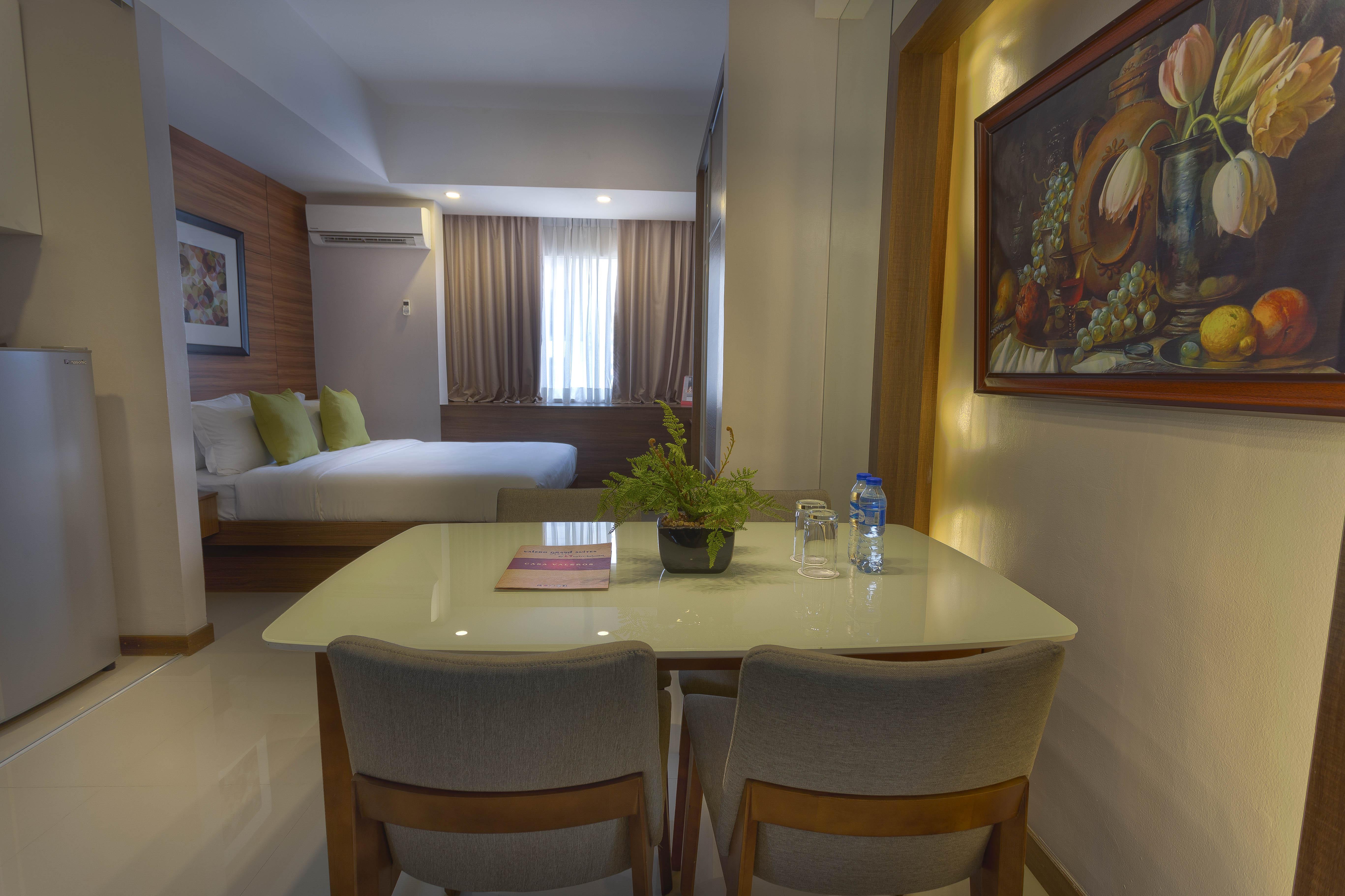 Valero Grand Suites By Swiss-Belhotel Makati City Ngoại thất bức ảnh