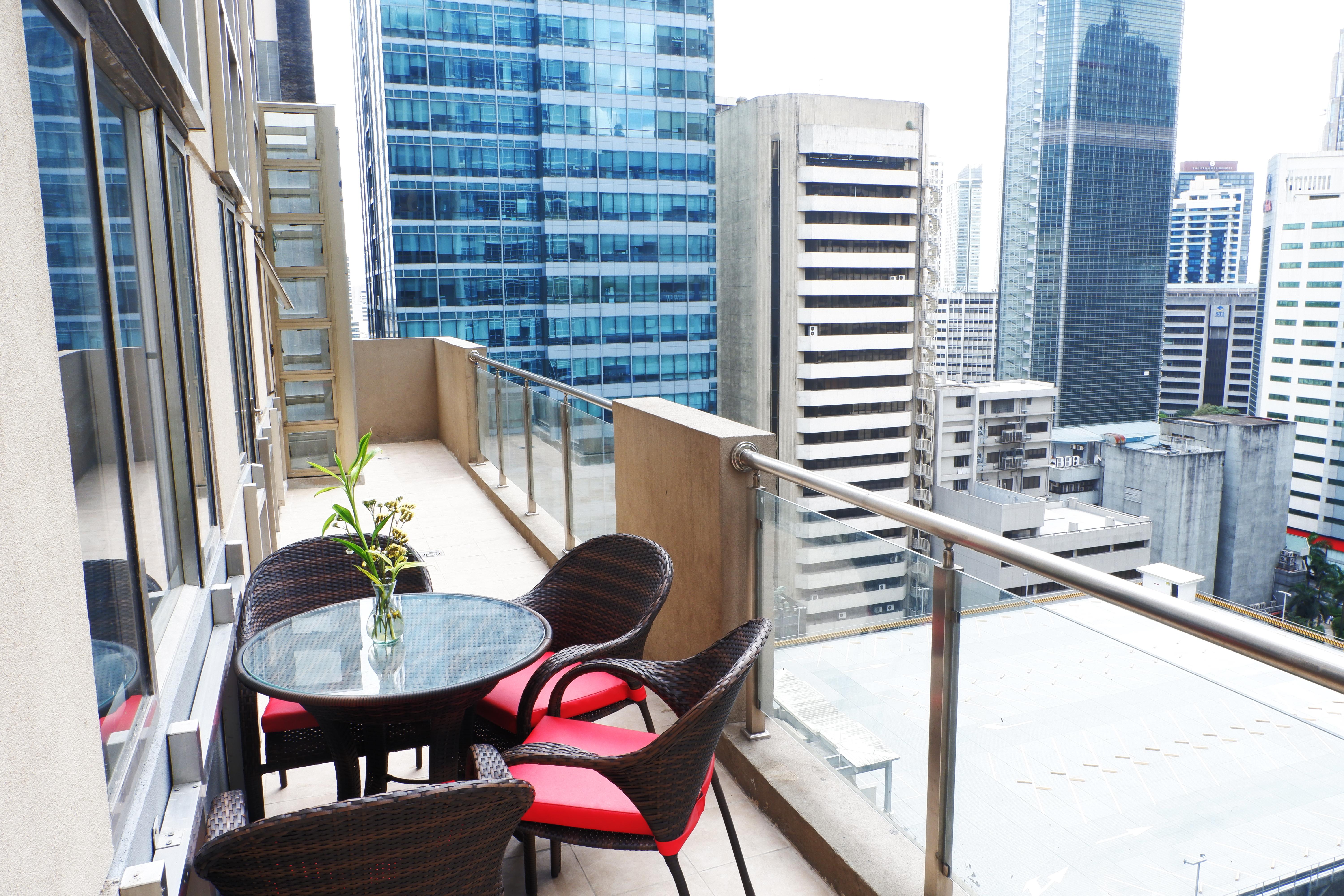 Valero Grand Suites By Swiss-Belhotel Makati City Ngoại thất bức ảnh